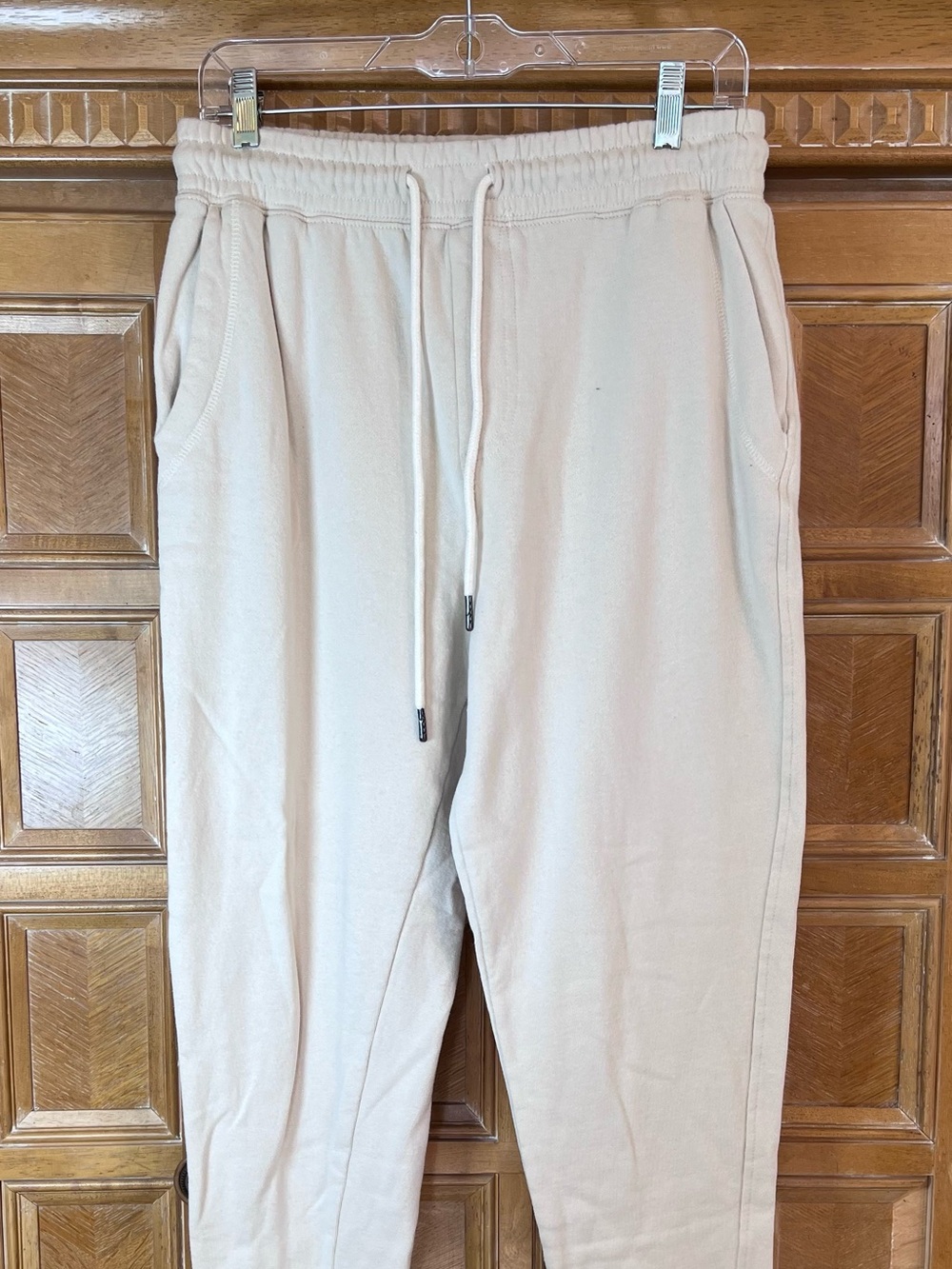 Cotton On Garments women’s cream colored joggers medium
